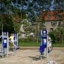 People practising at Double Pull Down with Pylon