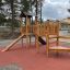 Trebane for barn av tre på lekeplass Almly.