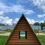Lekeplass med Telthus Nature Kunstgress for barn.